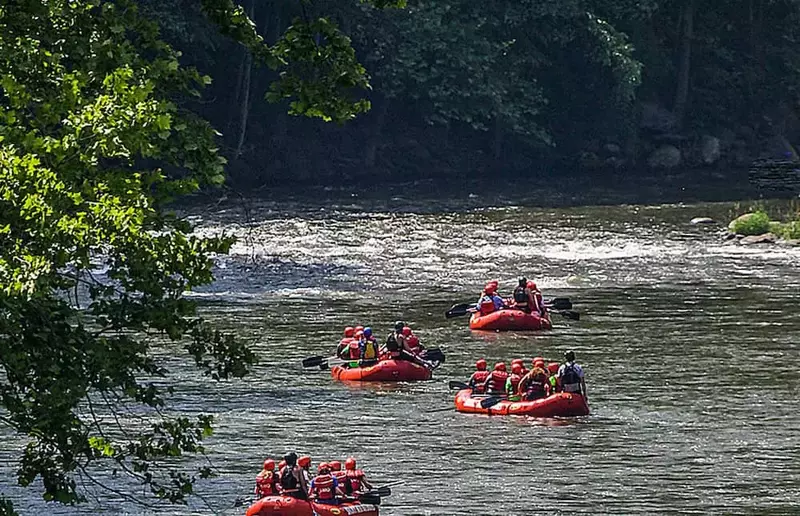 rafting on the lower pigeon river