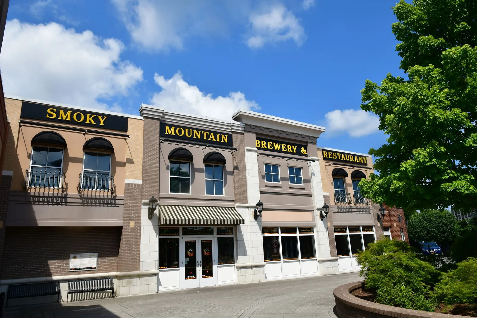 smoky mountain brewery pigeon forge tn