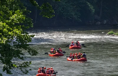 rafting on the lower pigeon river