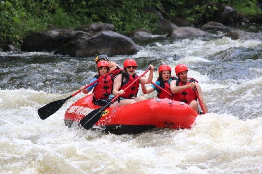 3 Reasons to Go Smoky Mountain White Water Rafting This Summer