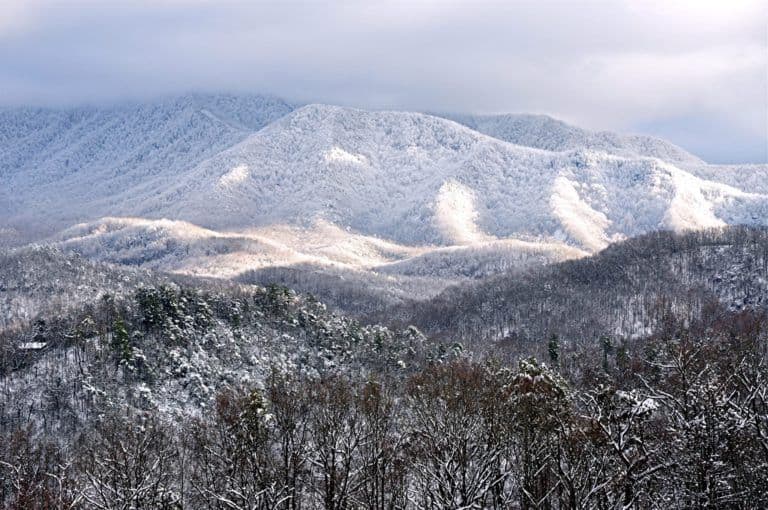 4 of the Best Reasons to Go Winter Hiking in the Smokies