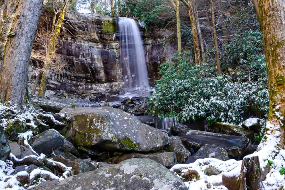 rainbow falls winter