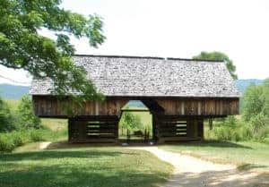 cantilever barn in cades cove